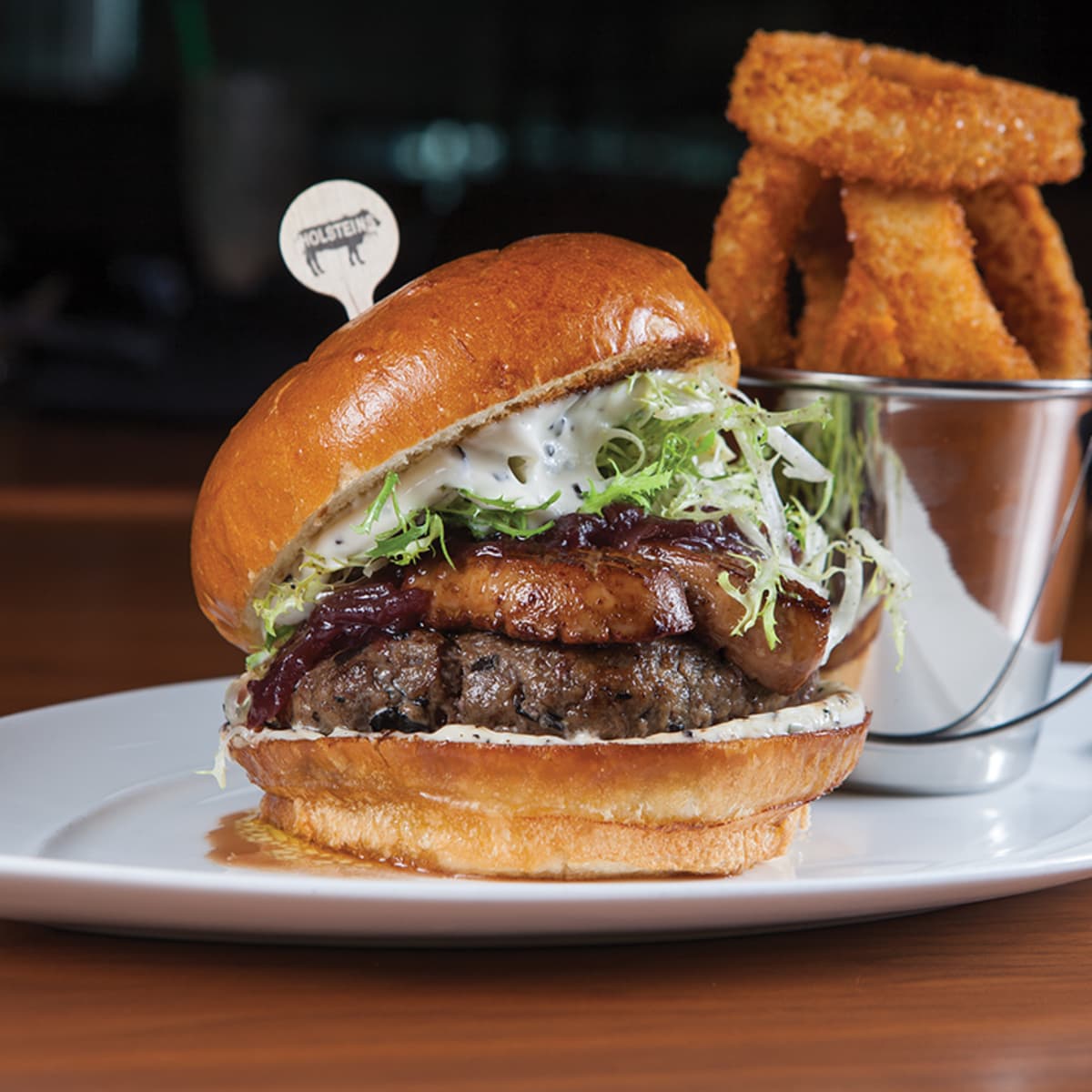 Las Vegas burgers trump Charlie Palmer: Holstein's Shakes & Buns replacing  South Coast Plaza restaurant – Orange County Register