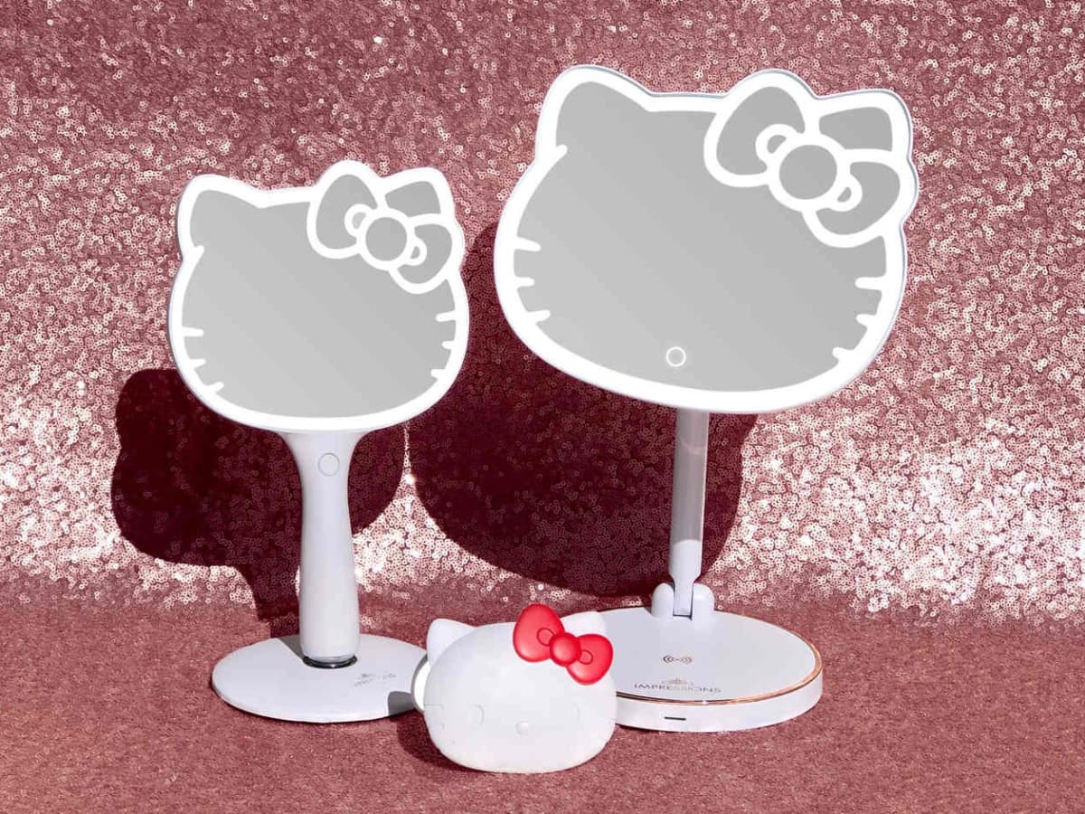 Hello Kitty Compact LED Makeup Mirror - Impressions Vanity