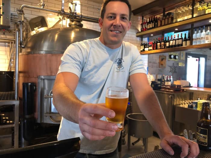 Helmsman Ale House Opens With New Owner And Brewer In Newport Brewing's 