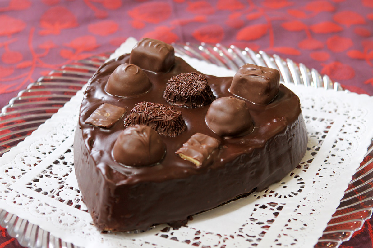 Valentines Day Chocolate Box (Cake) - CakeCentral.com