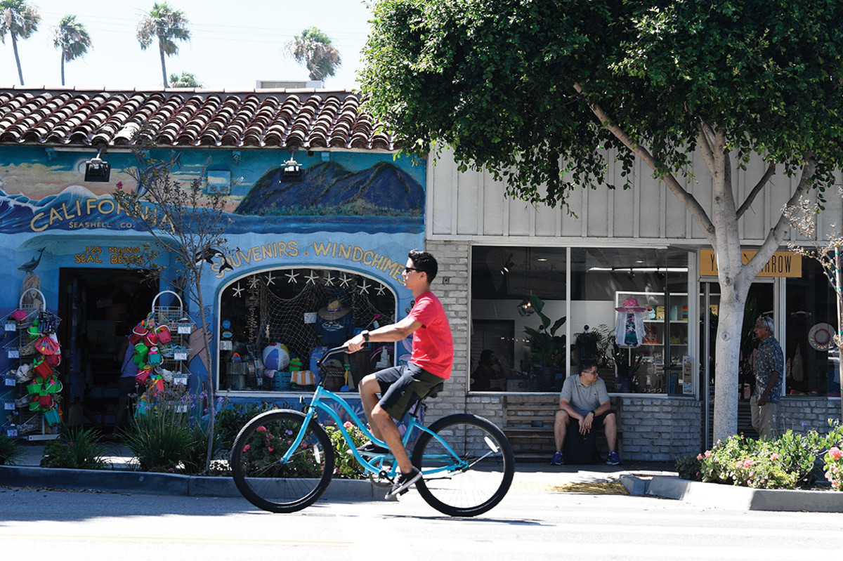 Discover Seal Beach Main Street: A Hidden Gem in California